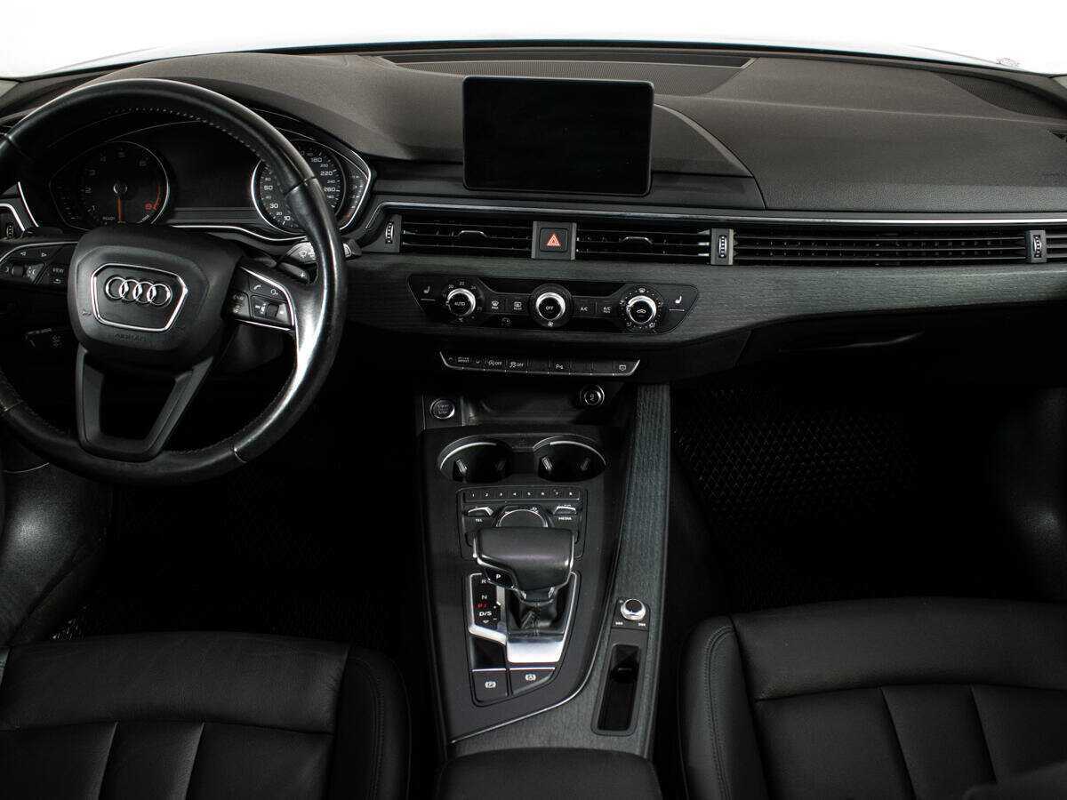 Audi A4 б/у, 2017, Роботизированная. Фото: #11