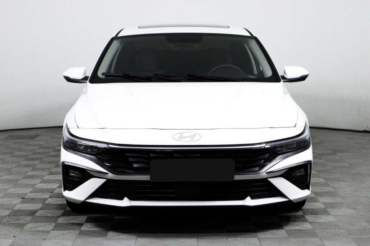 Hyundai Elantra б/у, 2023, Вариатор. Фото: #1