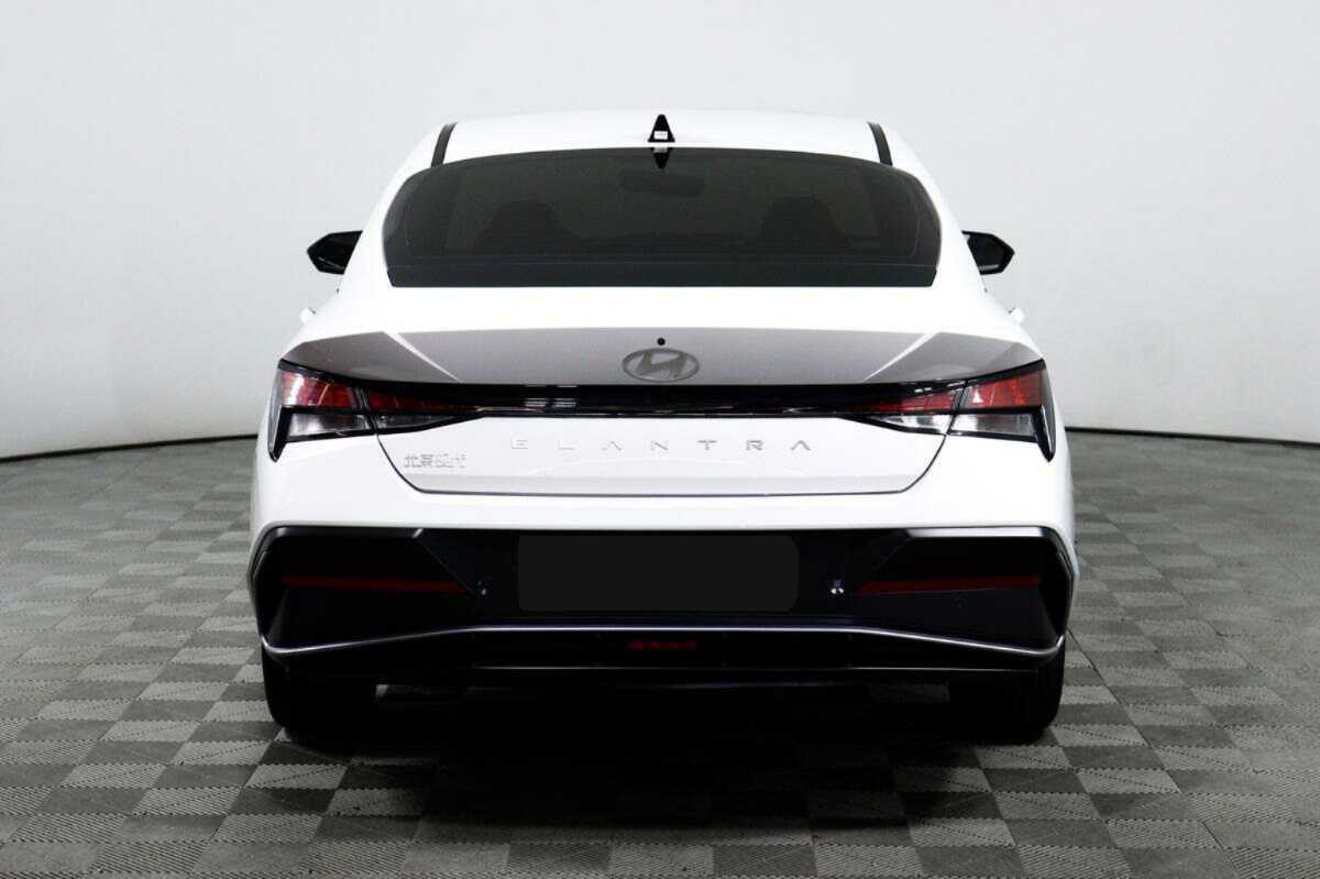 Hyundai Elantra б/у, 2023, Вариатор. Фото: #5