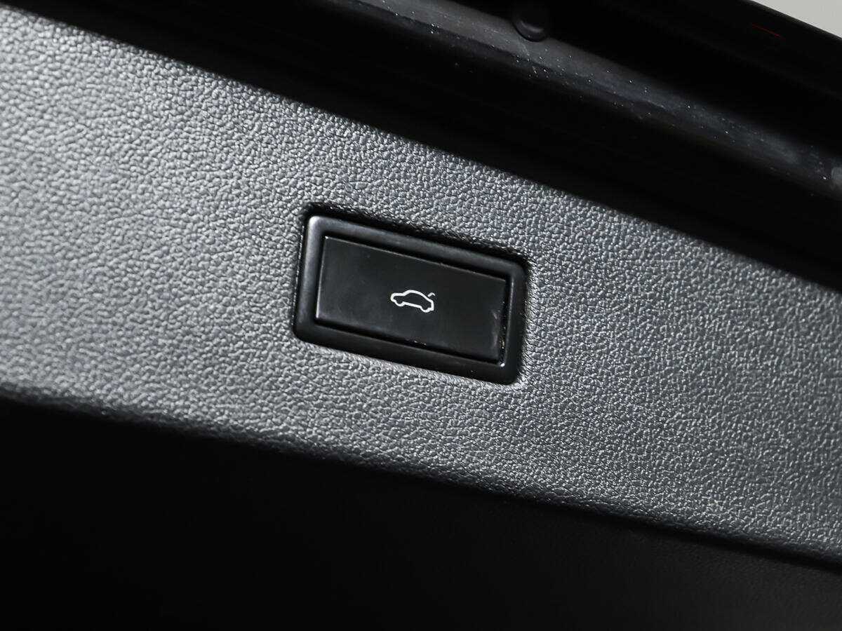 Volkswagen Tiguan б/у, 2018, Роботизированная. Фото: #15