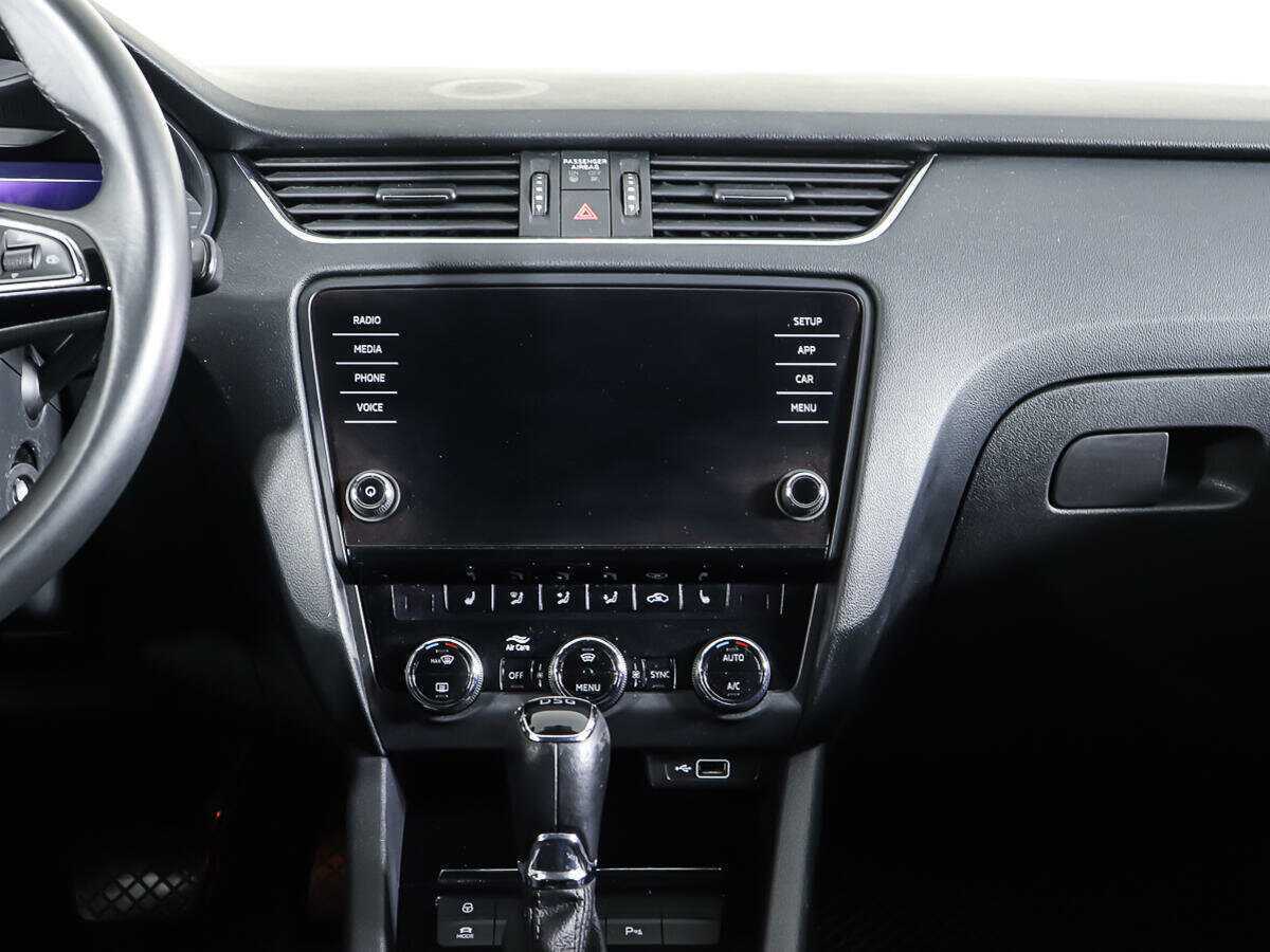 Skoda Octavia б/у, 2019, Роботизированная. Фото: #11