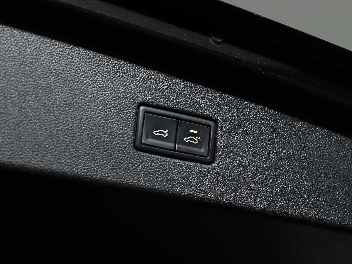 Volkswagen Tiguan б/у, 2018, Роботизированная. Фото: #19