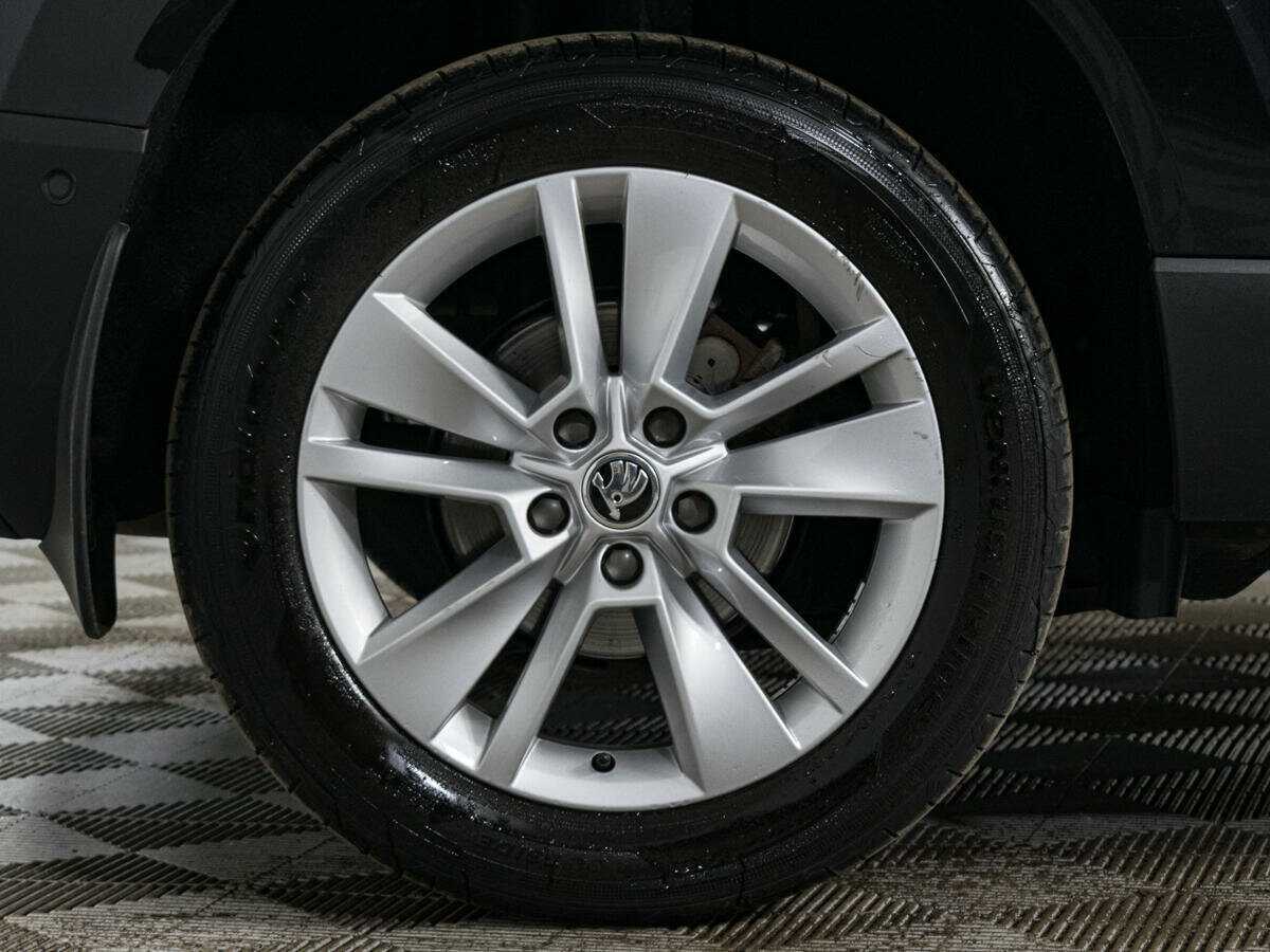 Skoda Karoq б/у, 2020, Автоматическая. Фото: #18