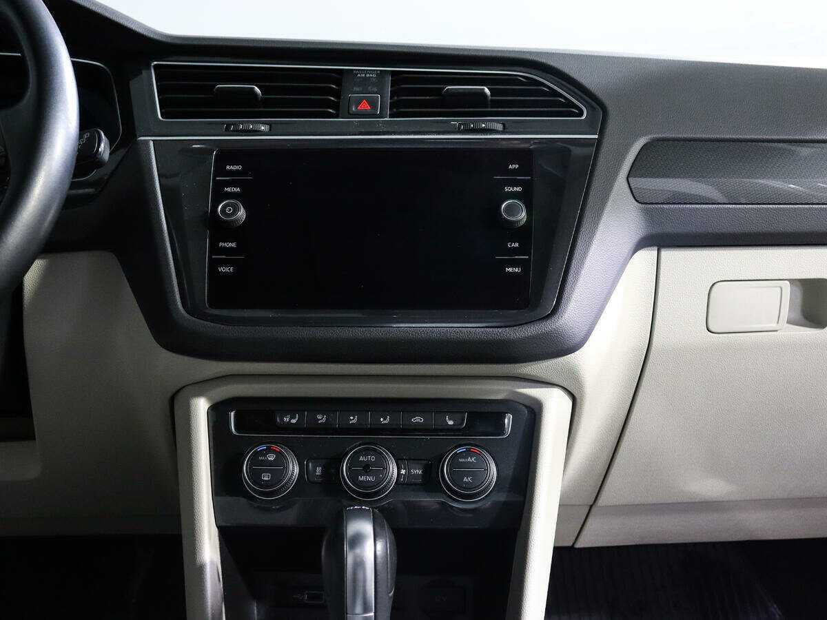 Volkswagen Tiguan б/у, 2018, Роботизированная. Фото: #12