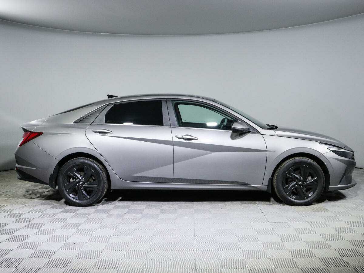 Hyundai Elantra б/у, 2022, Автоматическая. Фото: #3