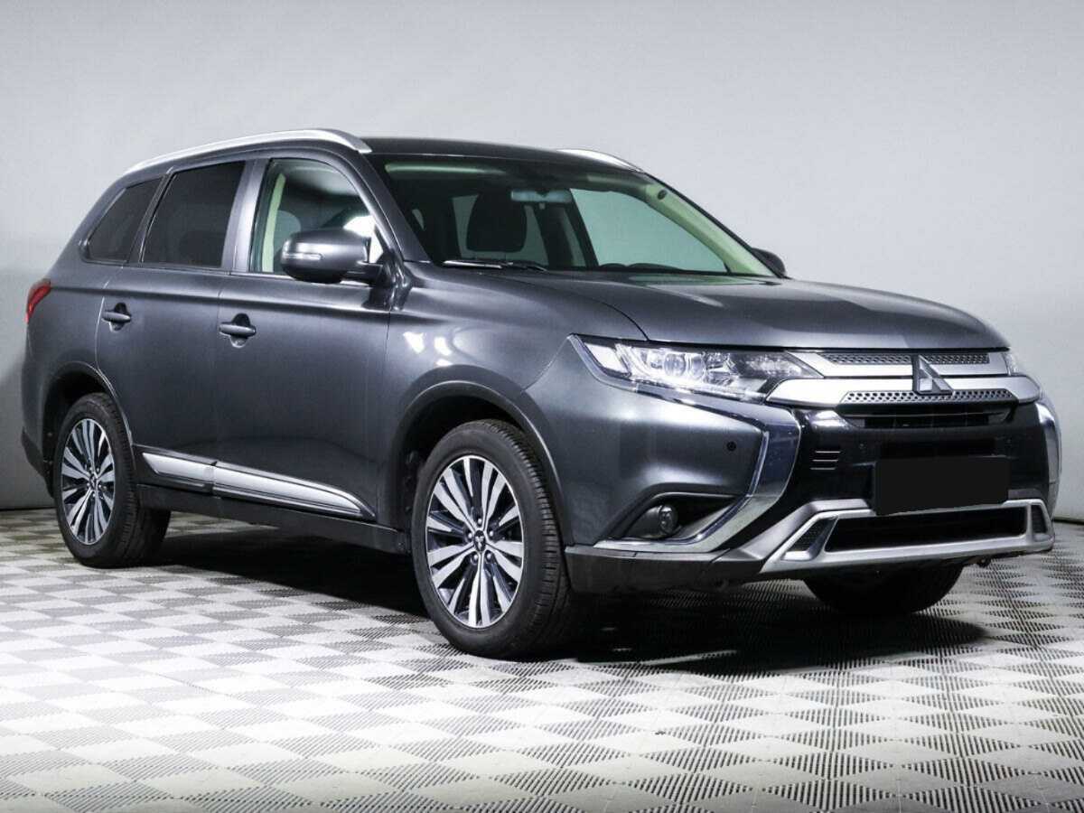 Mitsubishi Outlander б/у, 2021, Вариатор. Фото: #2