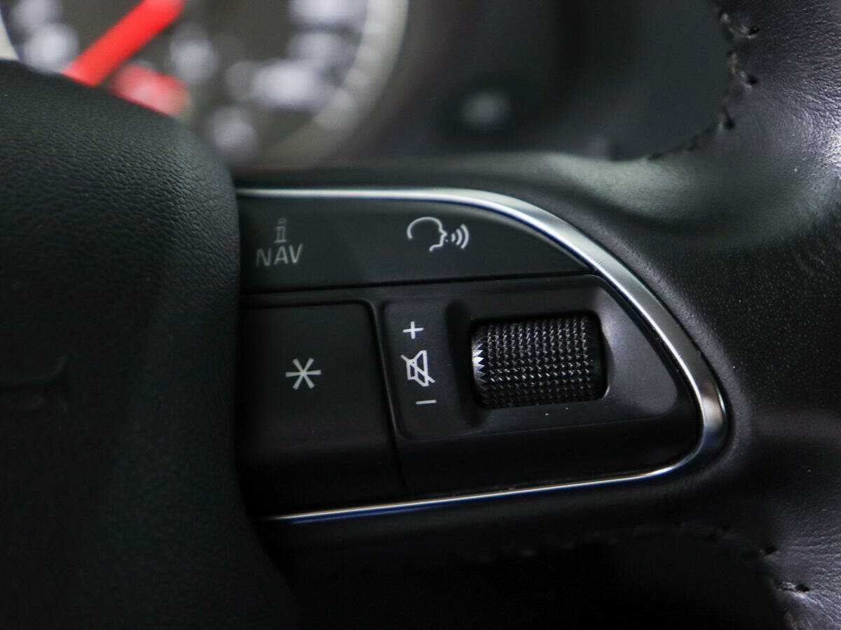 Audi Q3 б/у, 2012, Роботизированная. Фото: #16