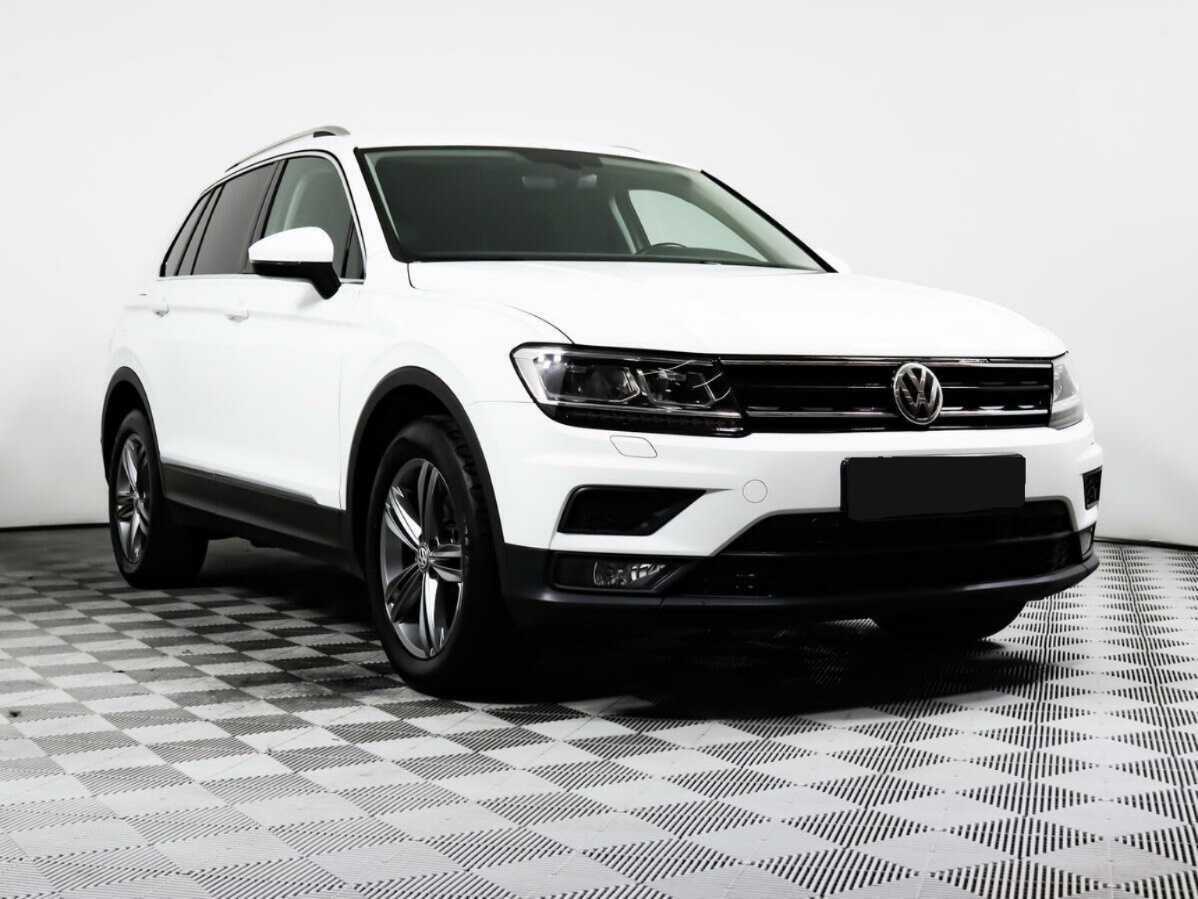 Volkswagen Tiguan б/у, 2017, Роботизированная. Фото: #2