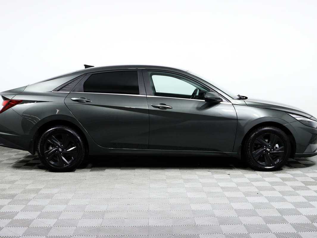 Hyundai Elantra б/у, 2021, Автоматическая. Фото: #3