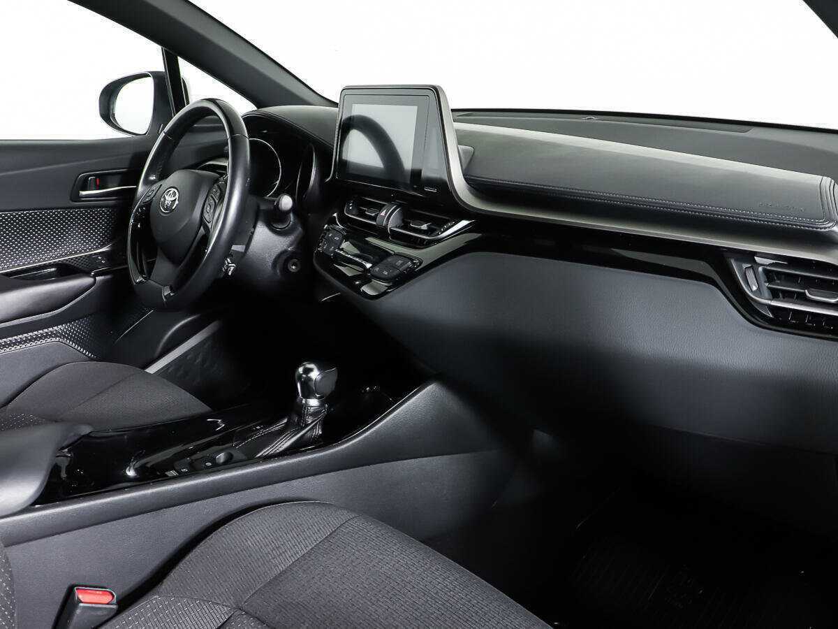 Toyota C-HR б/у, 2018, Вариатор. Фото: #8