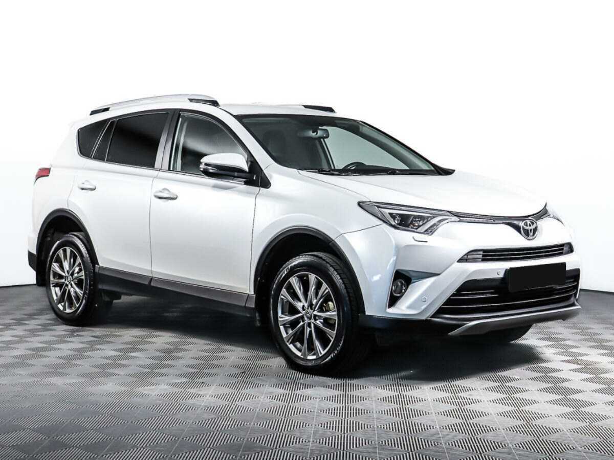 Toyota RAV4 б/у, 2018, Автоматическая. Фото: #2