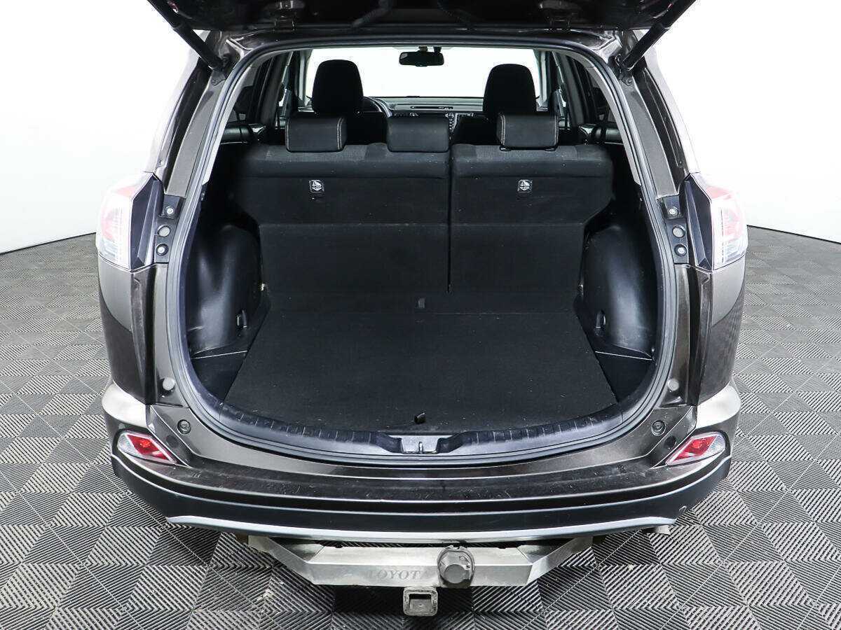 Toyota RAV4 б/у, 2019, Автоматическая. Фото: #9