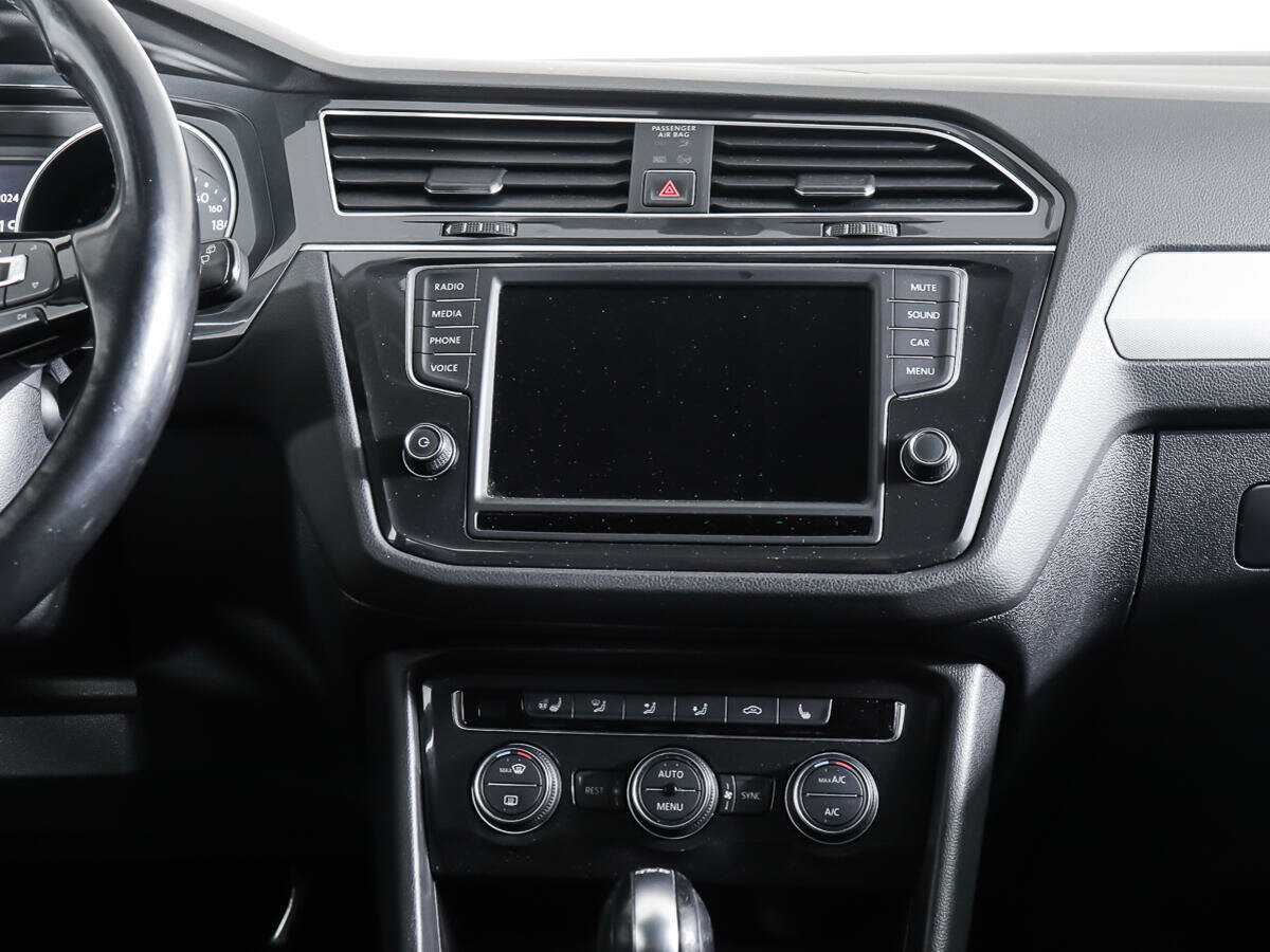 Volkswagen Tiguan б/у, 2017, Роботизированная. Фото: #11