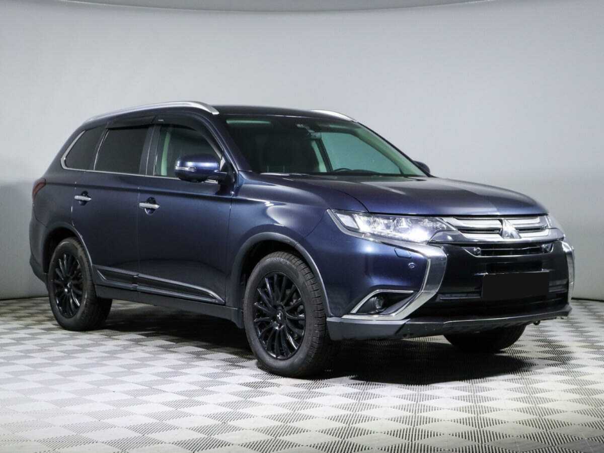 Mitsubishi Outlander б/у, 2018, Автоматическая. Фото: #2
