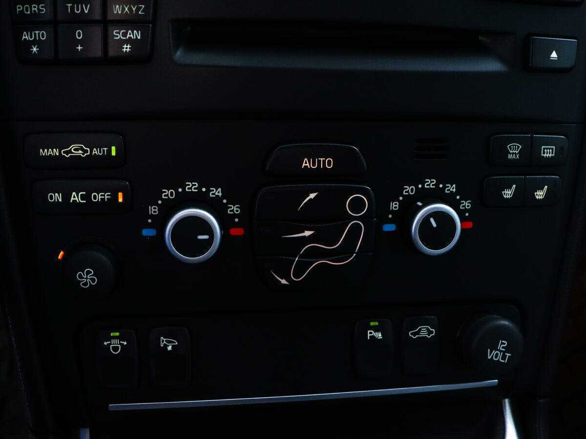 Volvo XC90 б/у, 2014, Автоматическая. Фото: #14