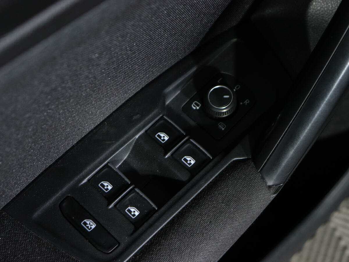 Volkswagen Tiguan б/у, 2017, Роботизированная. Фото: #19