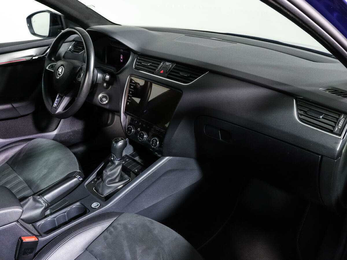 Skoda Octavia б/у, 2020, Роботизированная. Фото: #8