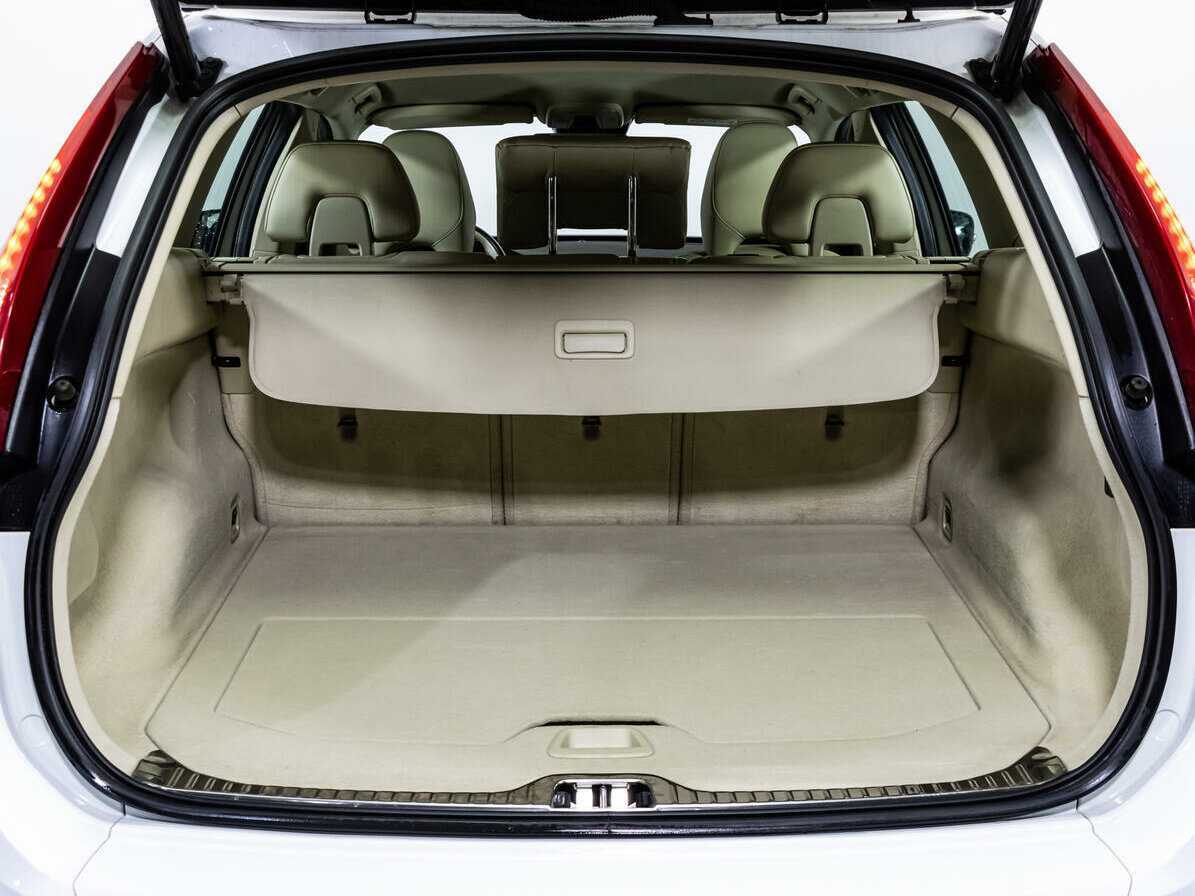 Volvo XC60 б/у, 2016, Автоматическая. Фото: #13