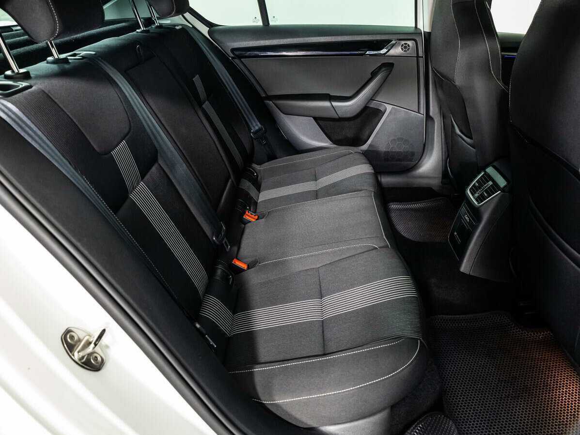 Skoda Octavia б/у, 2018, Роботизированная. Фото: #9