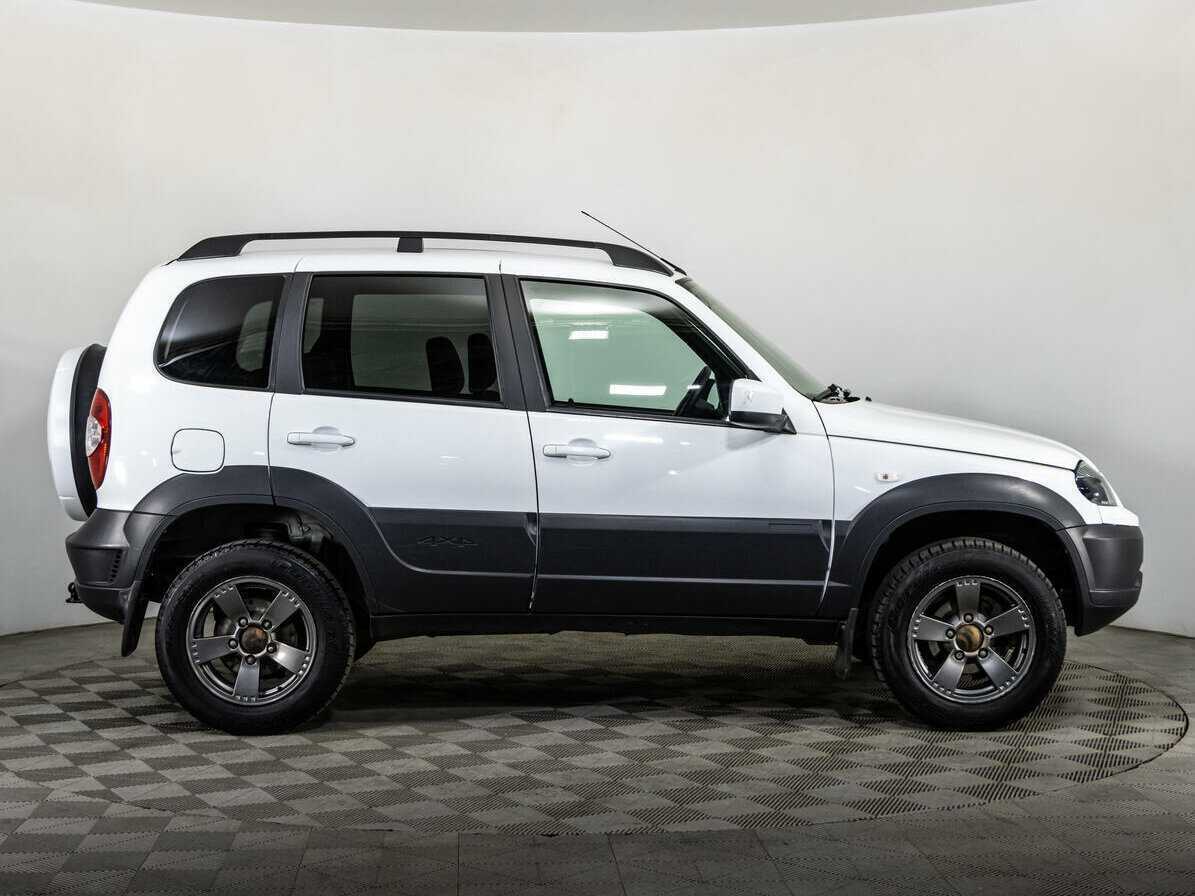 Chevrolet Niva б/у, 2018, Механическая. Фото: #4