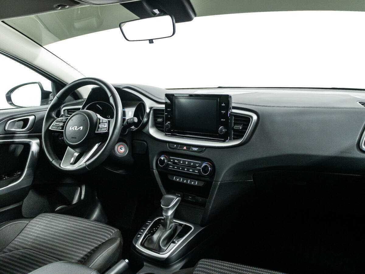Kia Ceed б/у, 2023, Автоматическая. Фото: #8