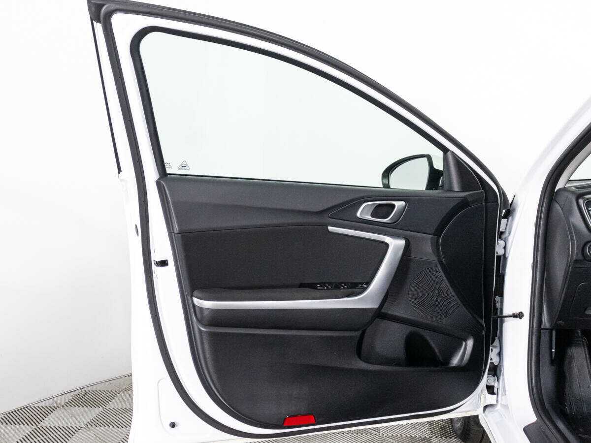 Kia Ceed б/у, 2023, Автоматическая. Фото: #22