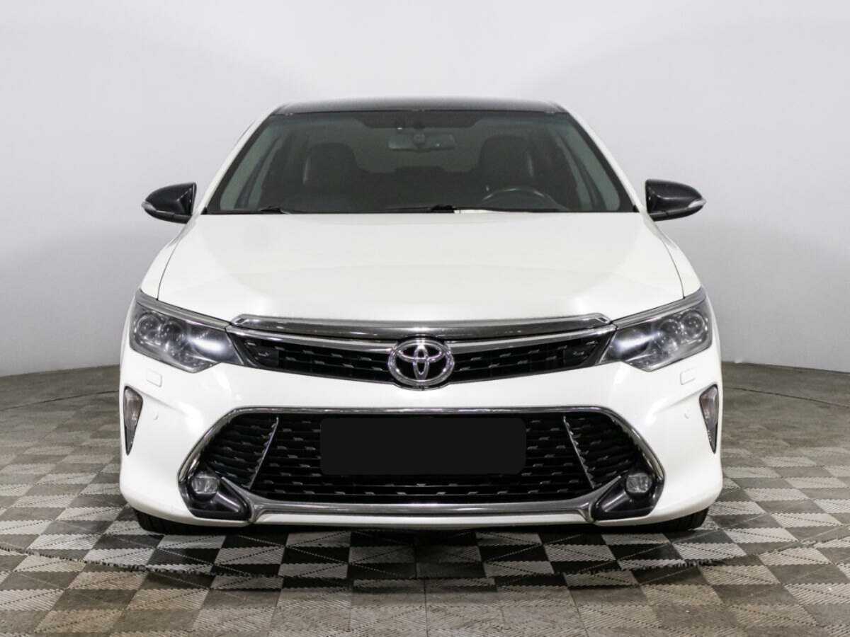 Toyota Camry б/у, 2017, Автоматическая. Фото: #1