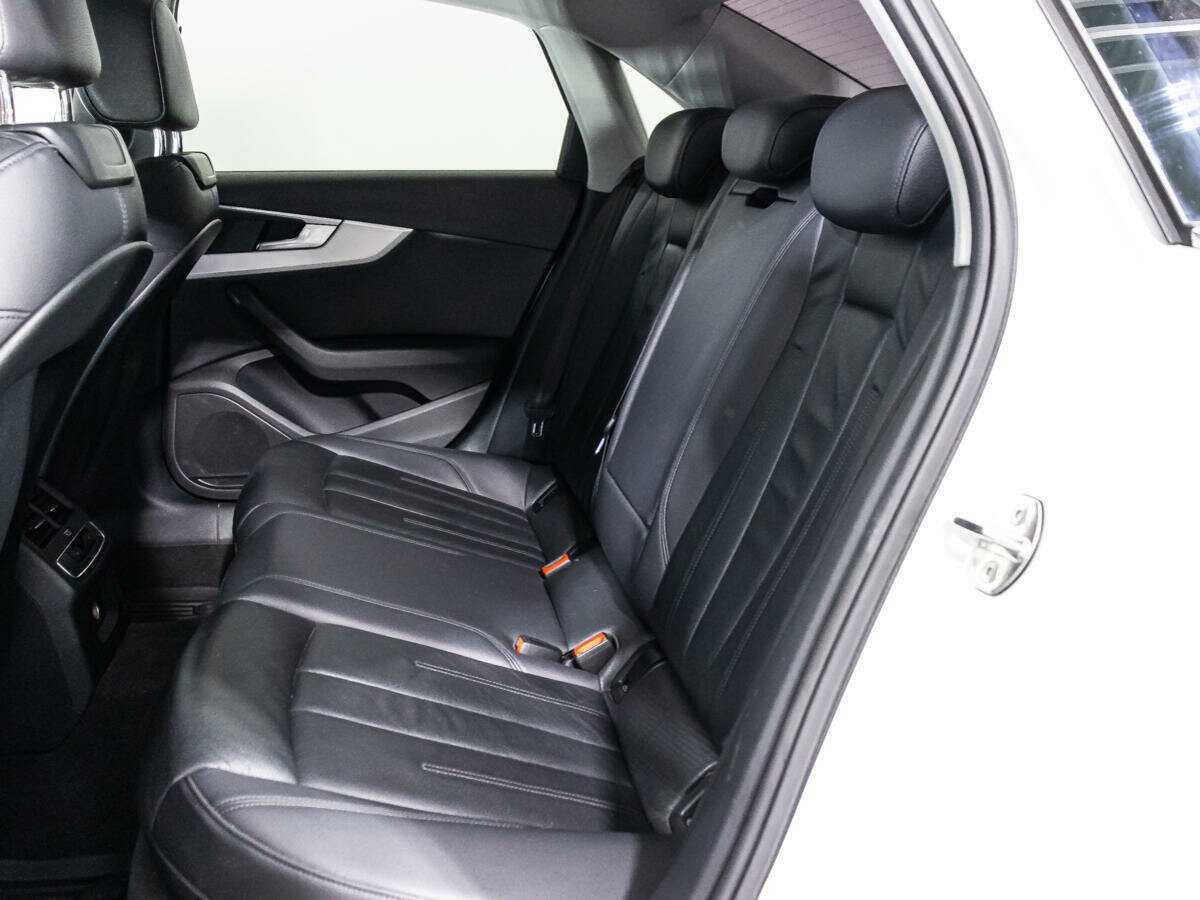 Audi A4 б/у, 2016, Роботизированная. Фото: #9