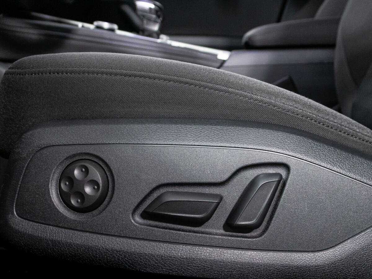 Audi A4 б/у, 2017, Роботизированная. Фото: #15