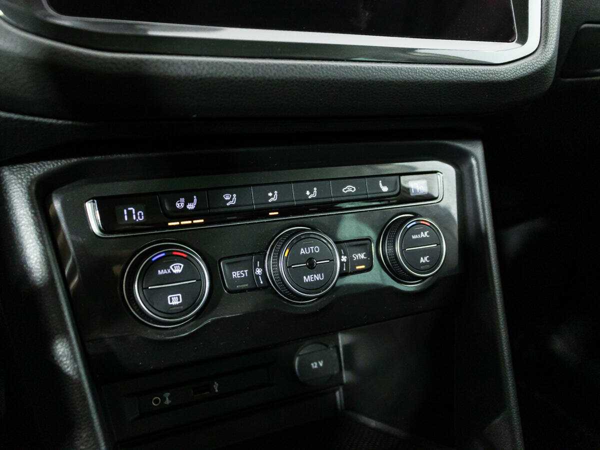 Volkswagen Tiguan б/у, 2017, Роботизированная. Фото: #16