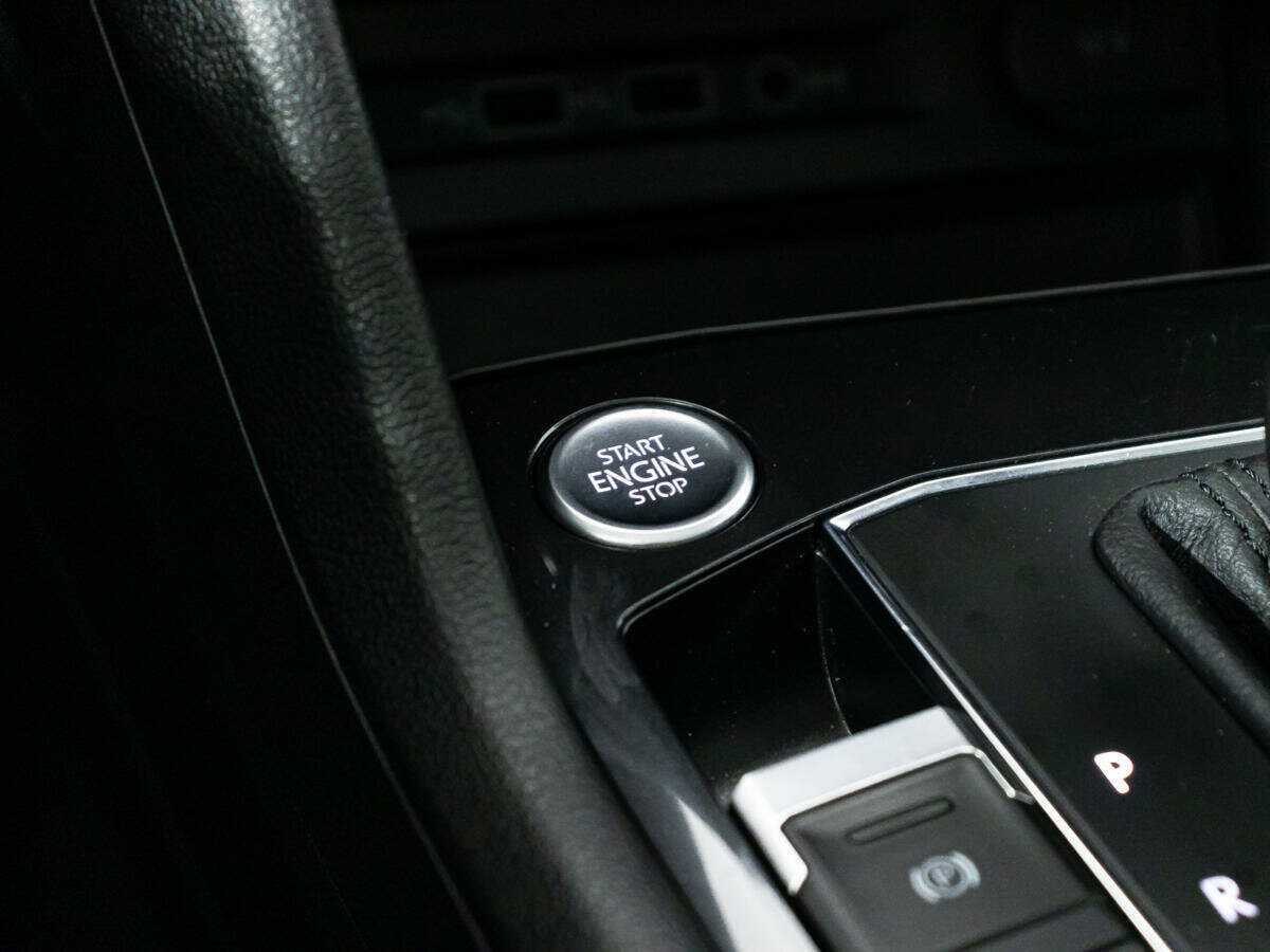 Volkswagen Tiguan б/у, 2018, Роботизированная. Фото: #20