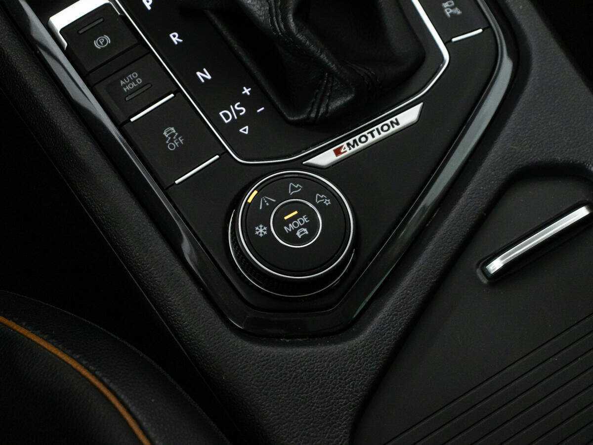 Volkswagen Tiguan б/у, 2017, Роботизированная. Фото: #16