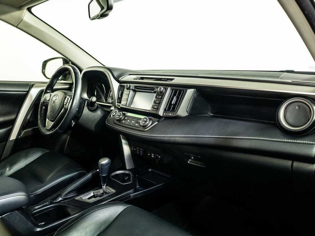 Toyota RAV4 б/у, 2015, Автоматическая. Фото: #7