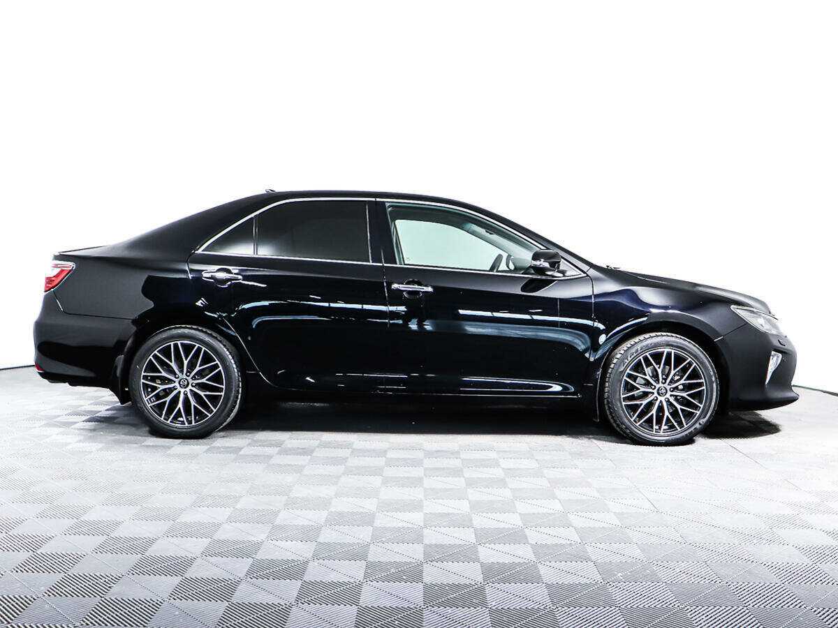 Toyota Camry б/у, 2017, Автоматическая. Фото: #2