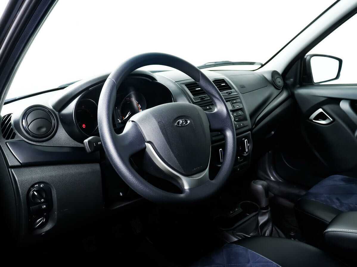 Lada (ВАЗ) Granta б/у, 2023, Механическая. Фото: #10