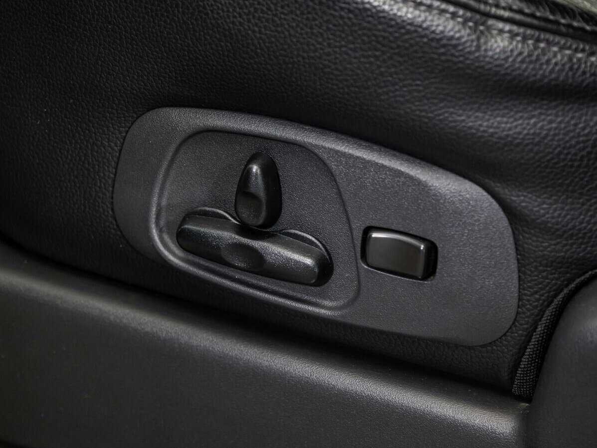 Mitsubishi Pajero б/у, 2017, Автоматическая. Фото: #17