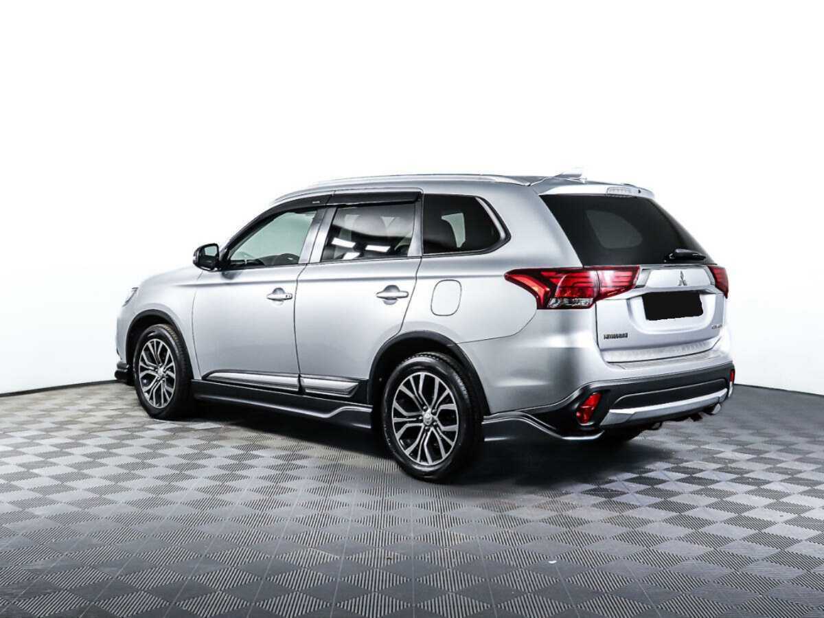 Mitsubishi Outlander б/у, 2018, Вариатор. Фото: #5