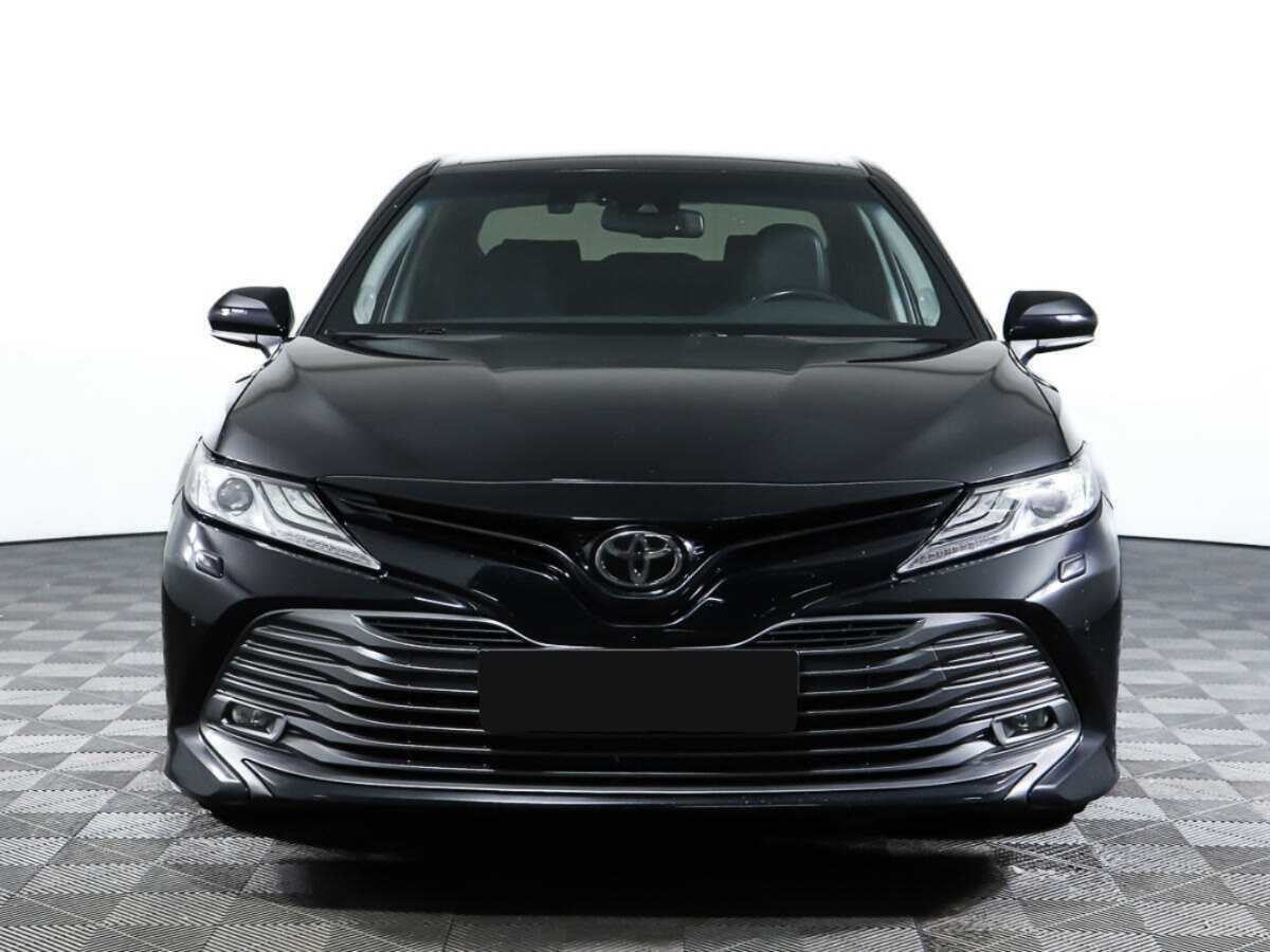 Toyota Camry б/у, 2018, Автоматическая. Фото: #1