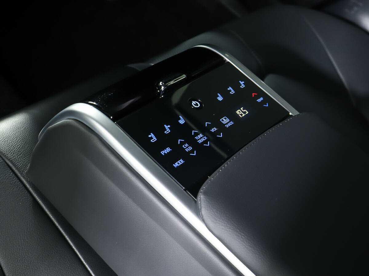 Toyota Camry б/у, 2018, Автоматическая. Фото: #11