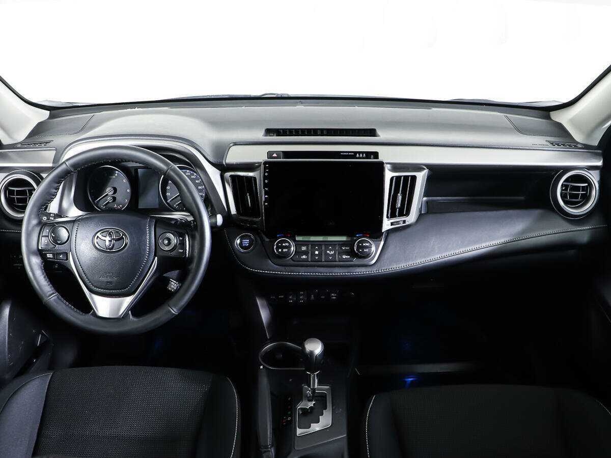 Toyota RAV4 б/у, 2017, Автоматическая. Фото: #10