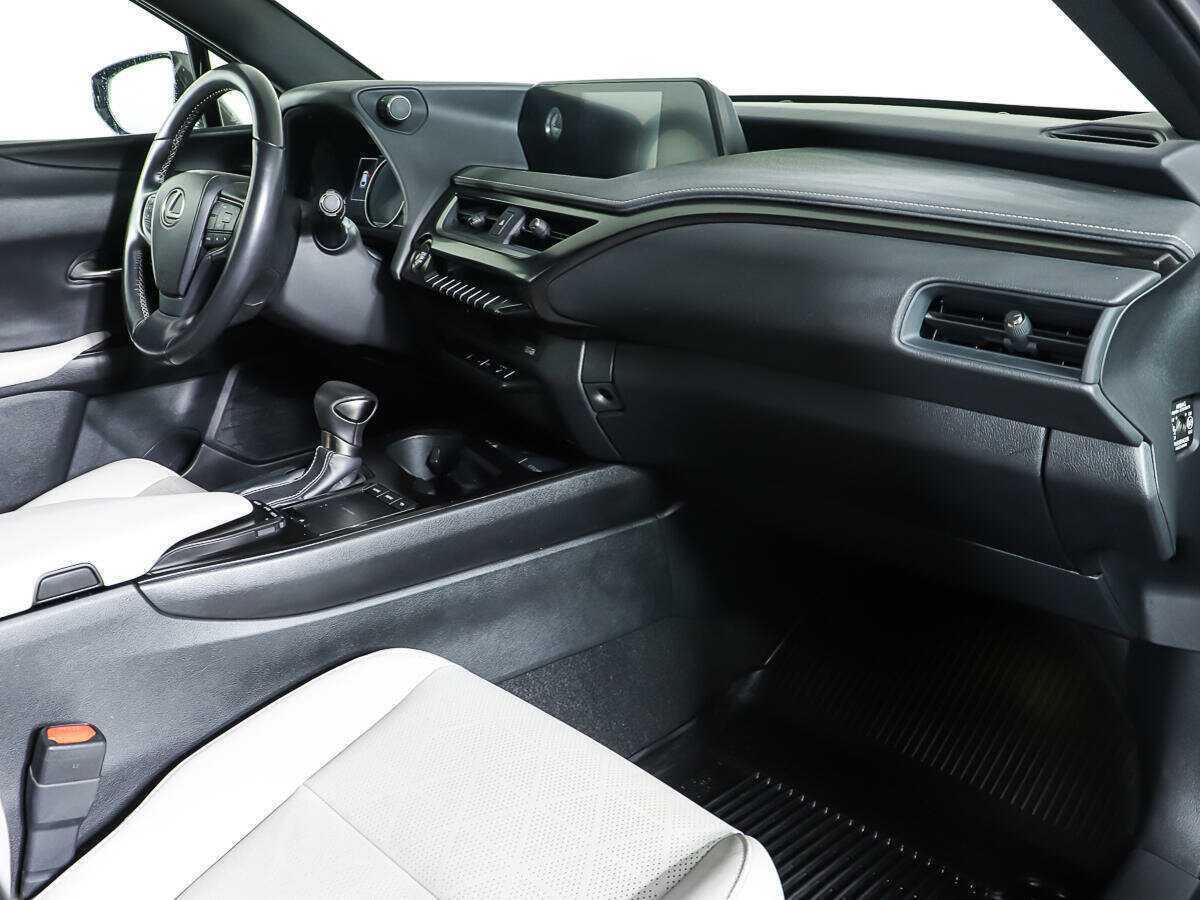 Lexus UX б/у, 2019, Вариатор. Фото: #7