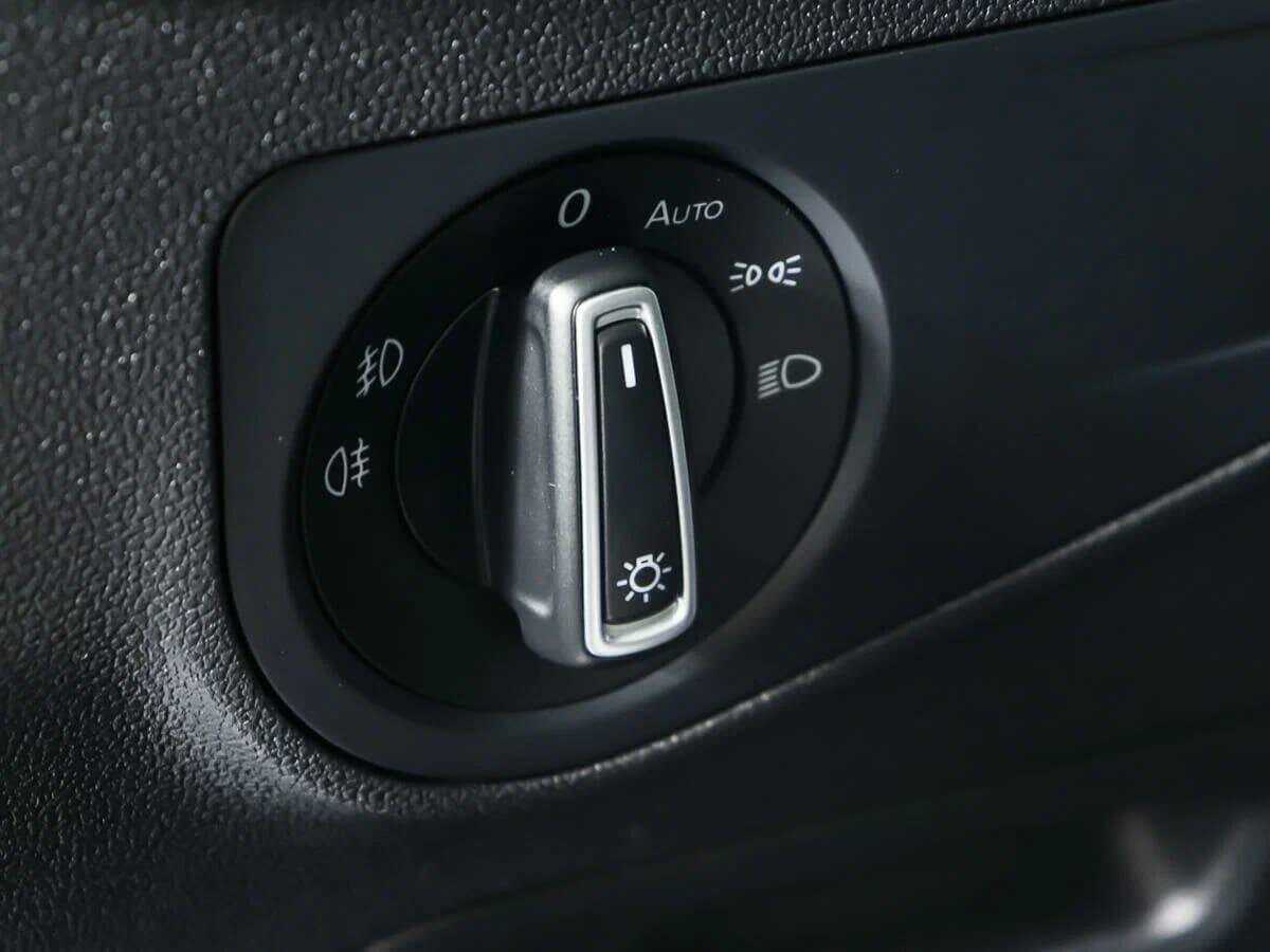 Volkswagen Tiguan б/у, 2018, Роботизированная. Фото: #18