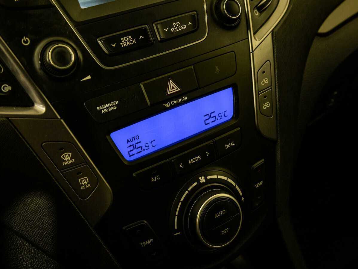 Hyundai Santa Fe б/у, 2015, Автоматическая. Фото: #14