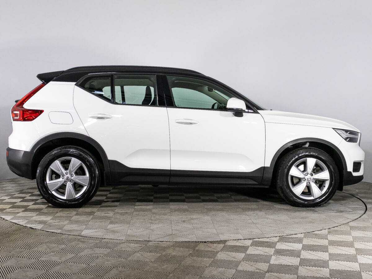Volvo XC40 б/у, 2018, Автоматическая. Фото: #3