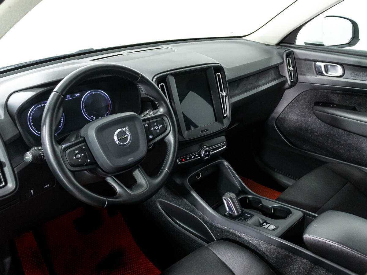 Volvo XC40 б/у, 2018, Автоматическая. Фото: #10