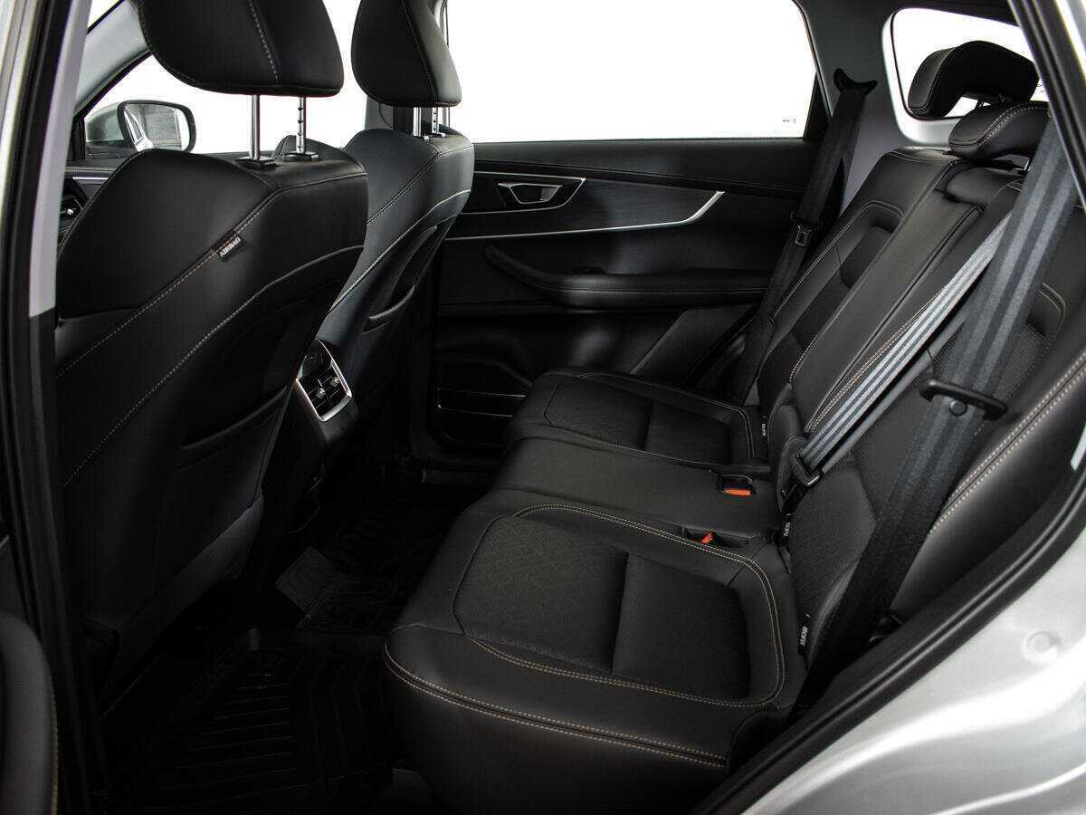 Chery Tiggo 8 б/у, 2024, Роботизированная. Фото: #8