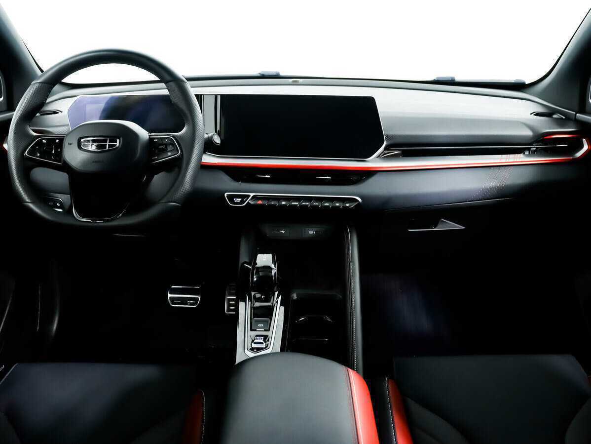 Geely Coolray б/у, 2023, Роботизированная. Фото: #10