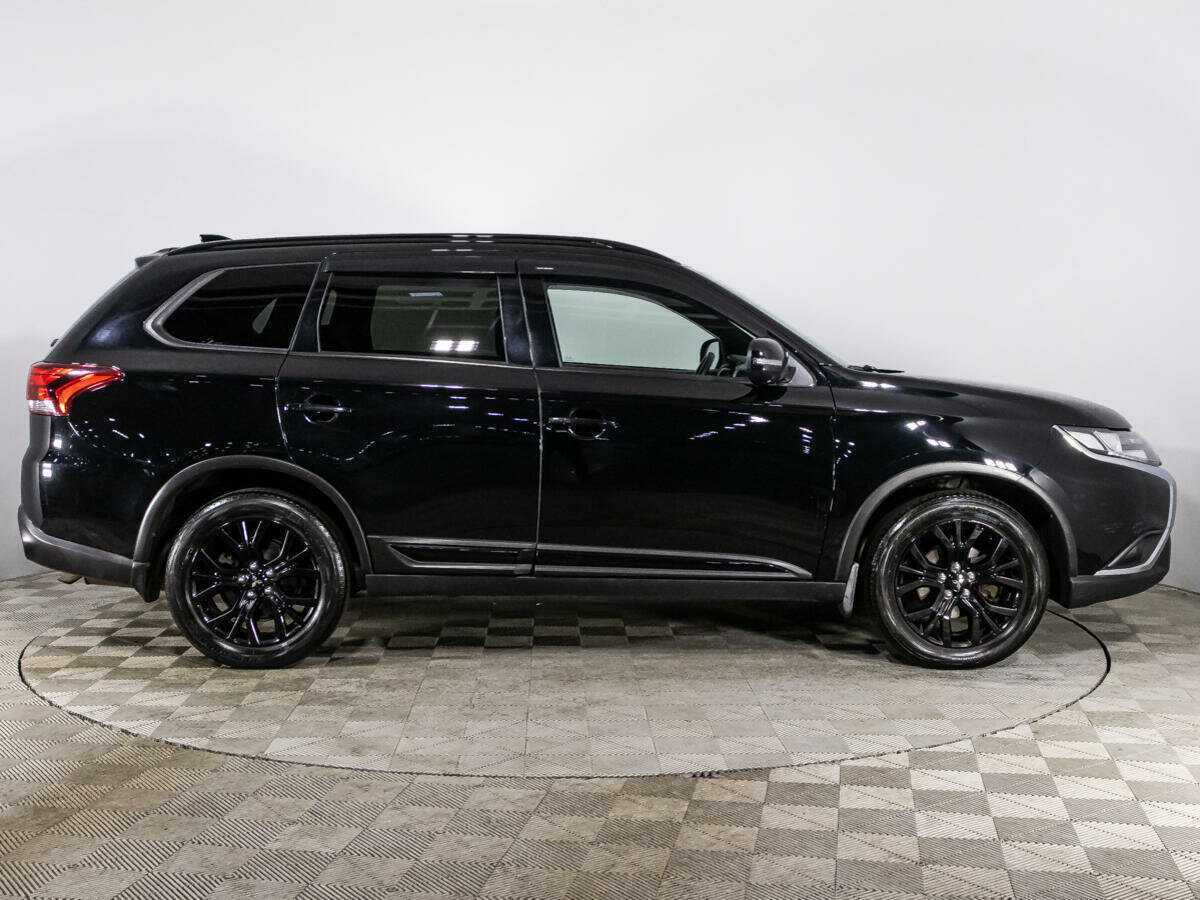 Mitsubishi Outlander б/у, 2021, Вариатор. Фото: #3