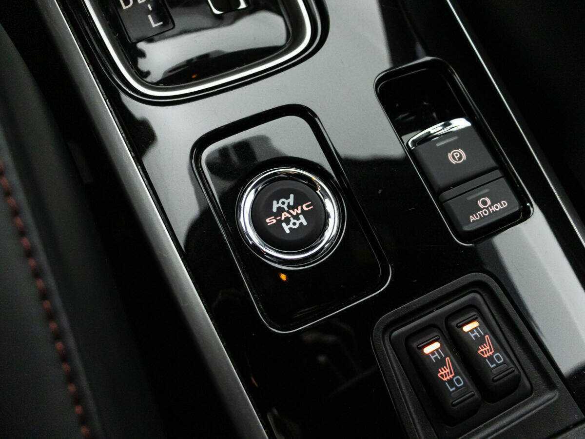 Mitsubishi Outlander б/у, 2021, Вариатор. Фото: #16