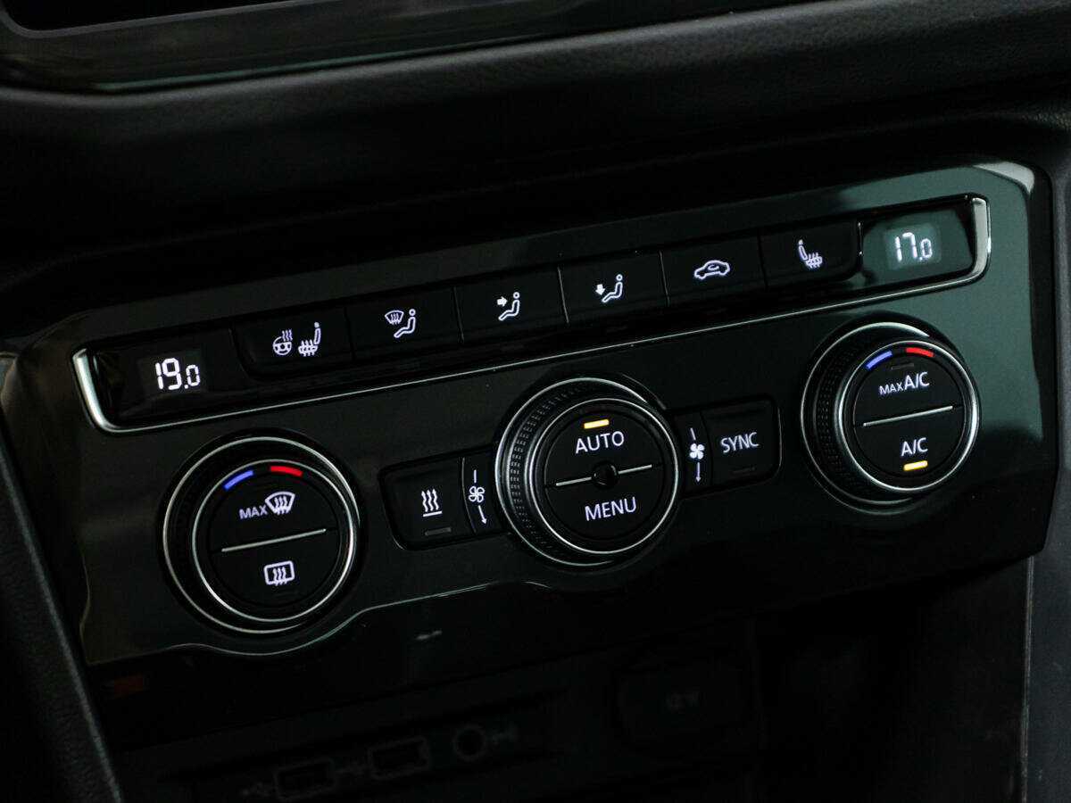 Volkswagen Tiguan б/у, 2018, Роботизированная. Фото: #19